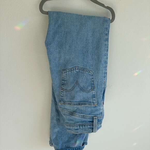 Levis Straight Jeans - Size 28 - Picture 3 of 5